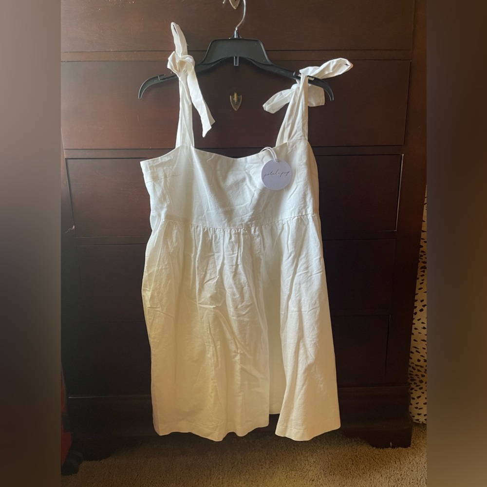 NWT Petal & Pup Linen dress!